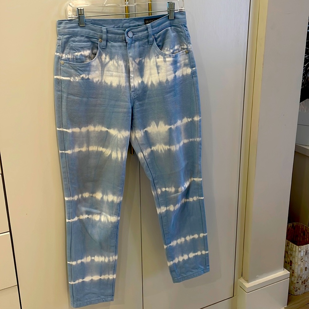 Stone washed high rise tapered jeans by BlankNYC